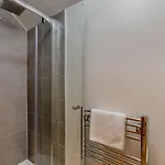 3 Bed In Oc-w088 Vakantiehuis *