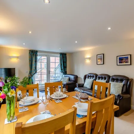 3 Bed In Whitby Oc-W088 別荘 *